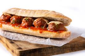 KÖFTE SANDVİÇ